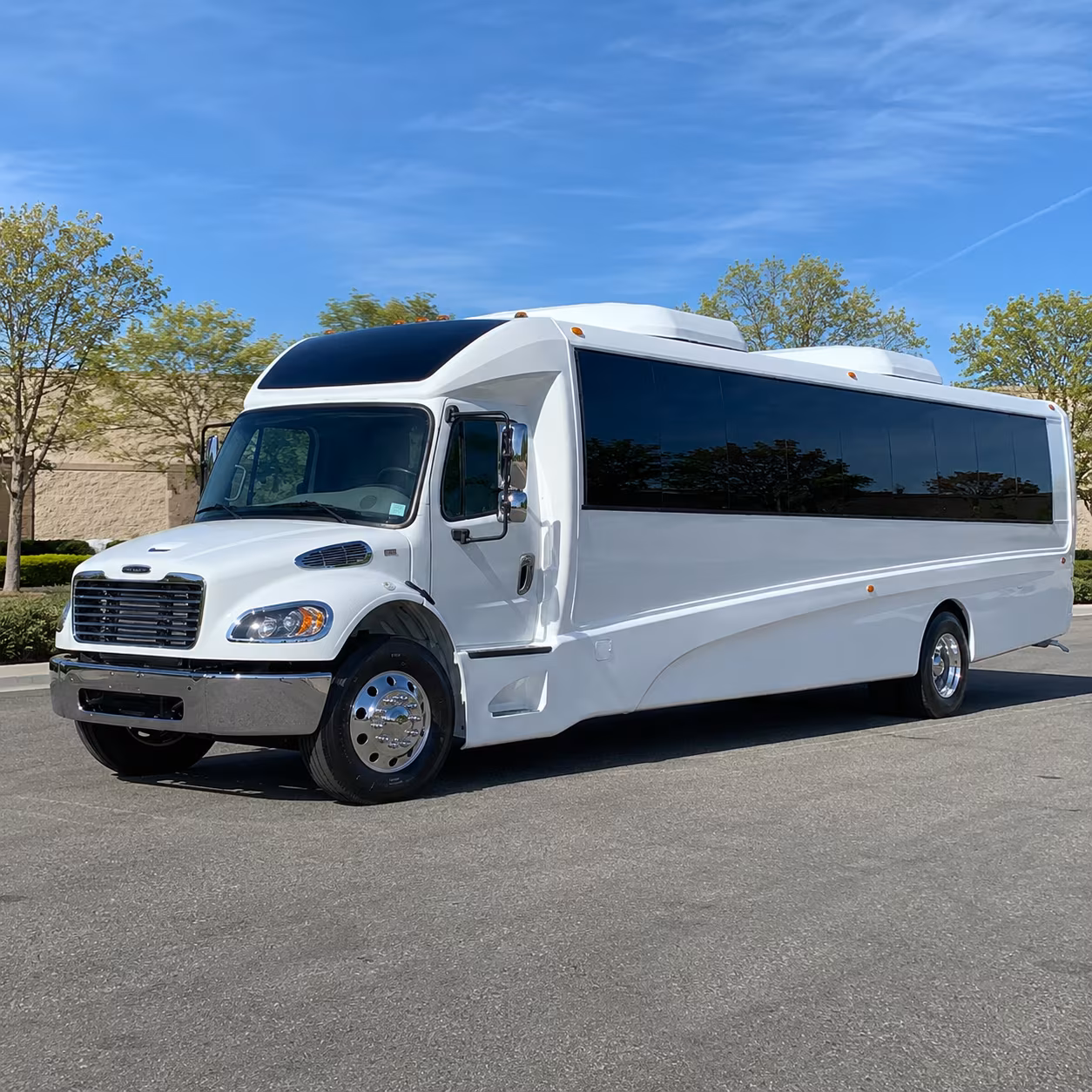 augusta 35 passenger minibus