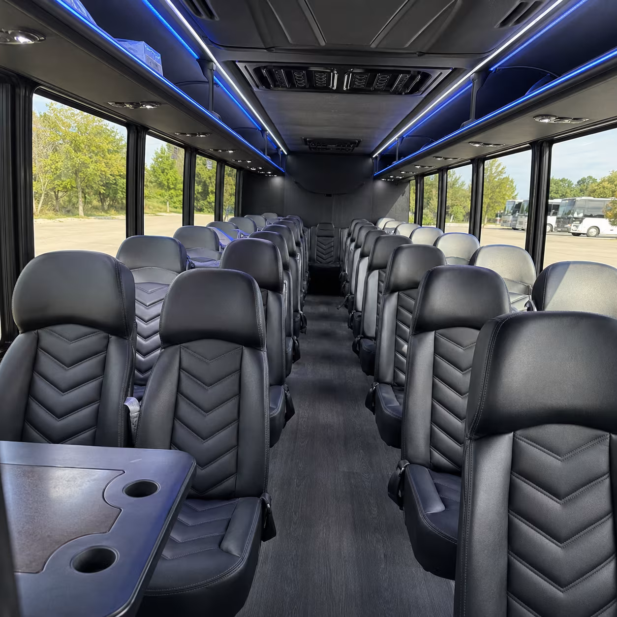 book group transportation for your next airport transfer 2
