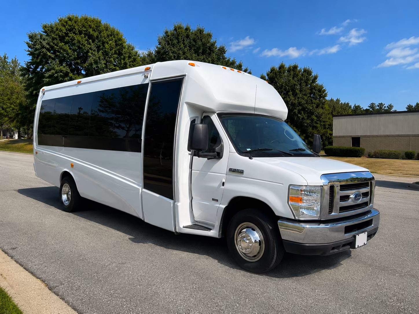 convention shuttle bus loops during masters week in augusta